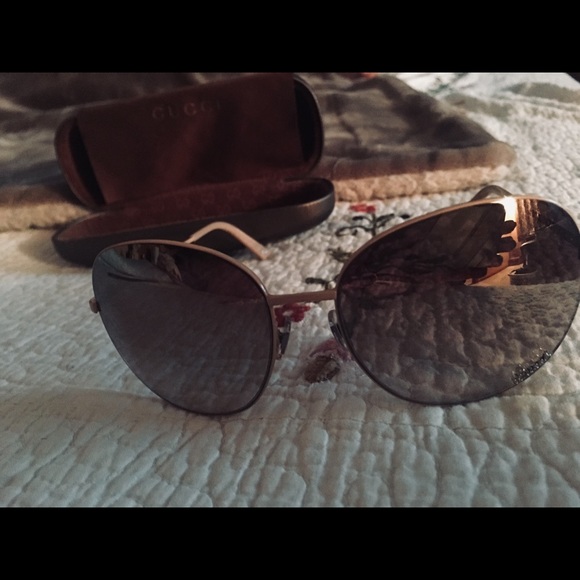 Authentic Gucci Sunglasses Unisex  EUC main image 4